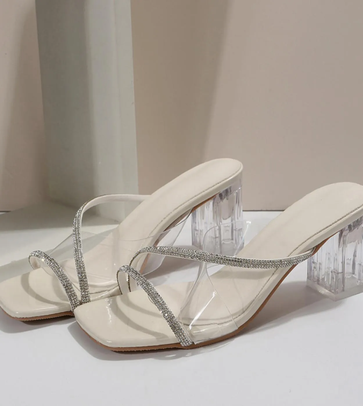 Women's Shoes On Sale 2023 Women's Open Toe Summer Slippers Sequined High Heel Transparent Shoes Women's T.
